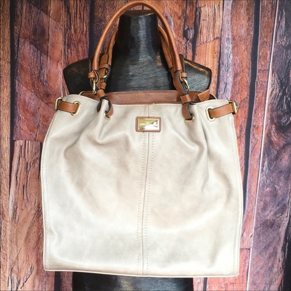 Simply Noelle Hobo Style Satchel - Picture 7 of 16